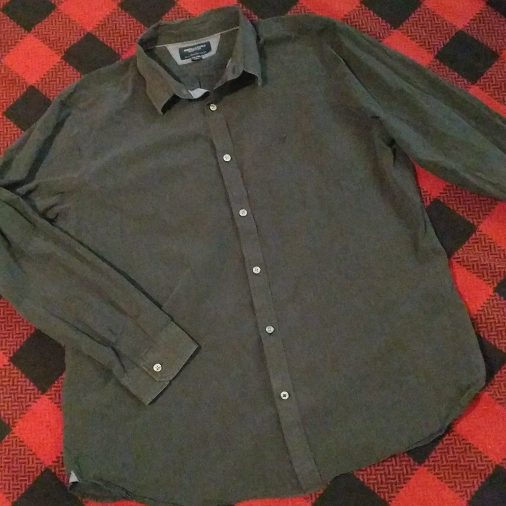 AEO Button Down Shirt